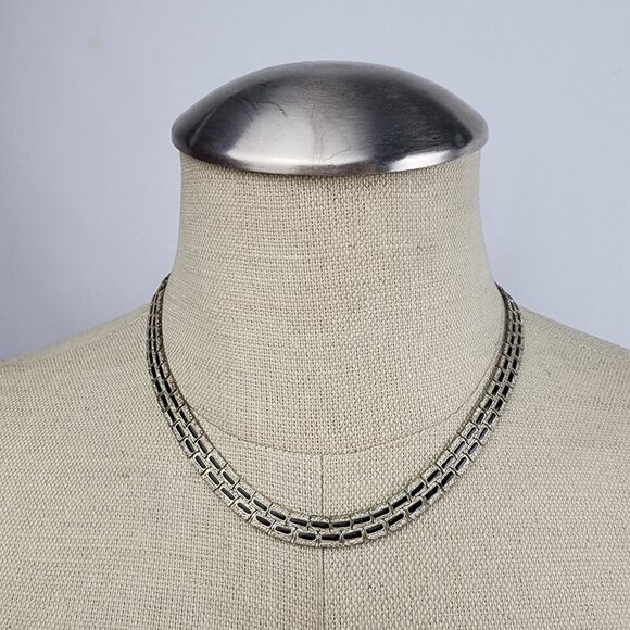Vintage Silver Tone Black Enamel Collar Chain Necklace - Picture 1 of 6